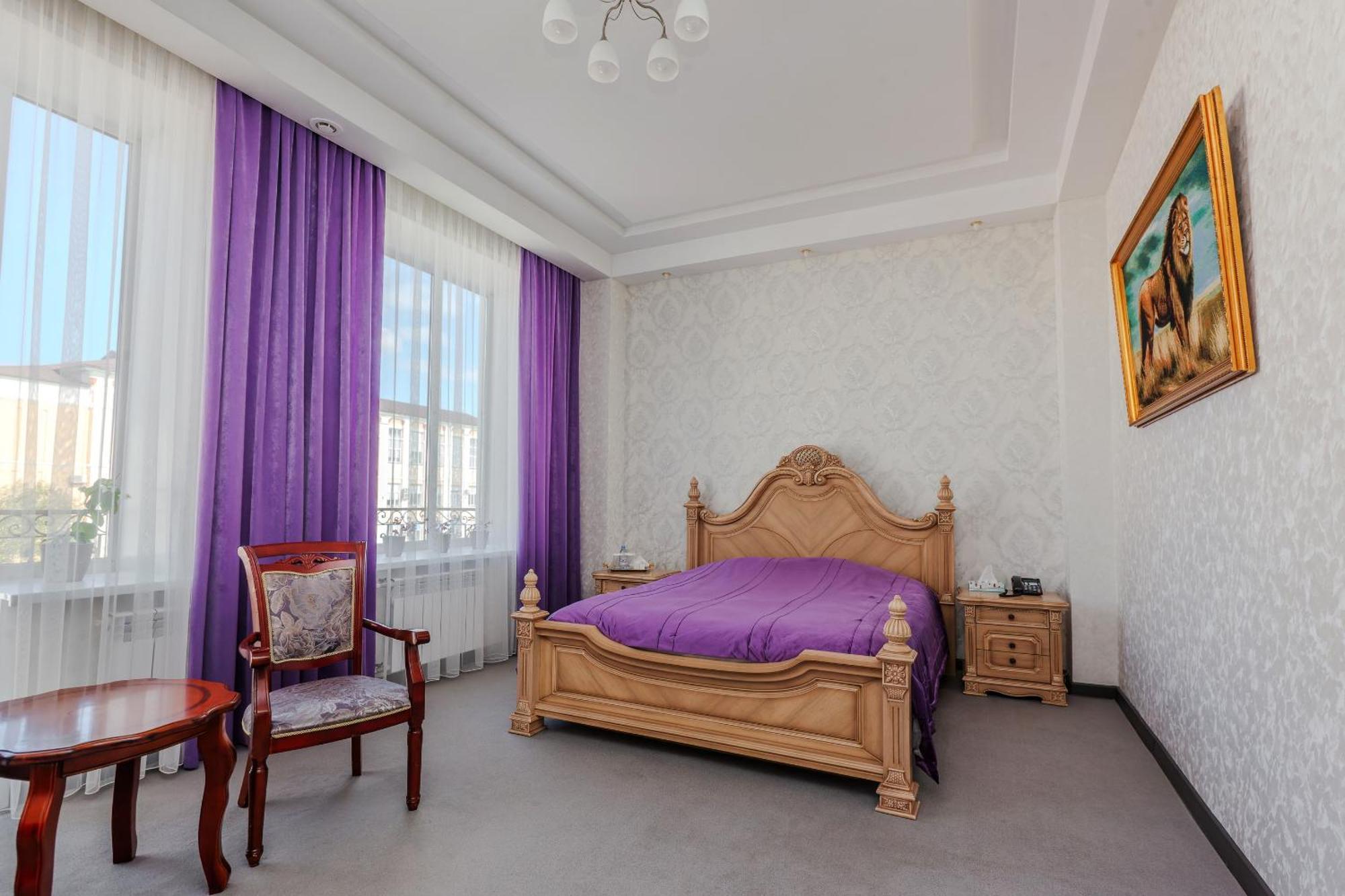 Respect Hotel Pavlodar Ngoại thất bức ảnh